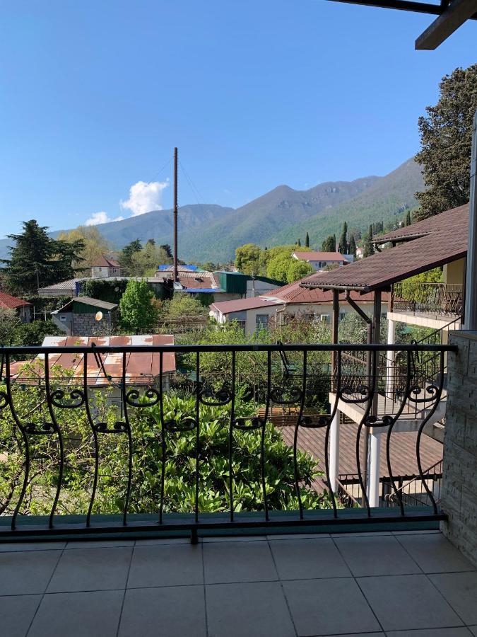Guest House Aphyn Leto Gagra Exterior photo